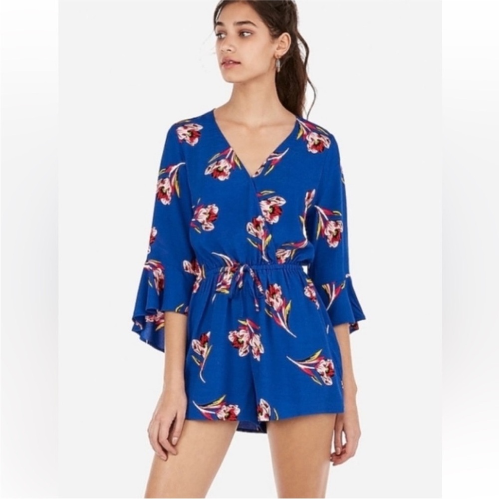 NWT Express Surplice Bell Sleeve Blue Floral Romper Medium - Picture 2 of 7